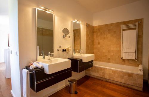 Es Migjorn Gran House | Finca Atalis - Adults Only