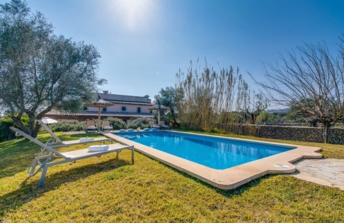 Buger House | Finca in Búger with Pool & Mountain Views