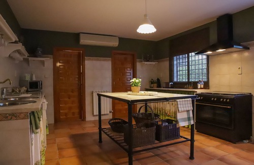 Iznalloz House | Finca La Nava Granada