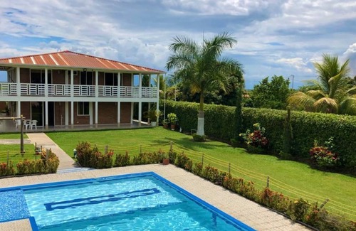 El Cerrito Villa | Finca Madrigal, En este Lugar Lograras Descansar Con Tu Familia
