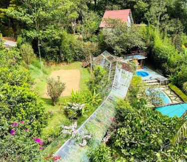 Cali Ski Chalet | Finca Villa Real