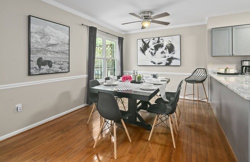 Countryside House | Finchvale: Work-Friendly, Private Yard, Near DC