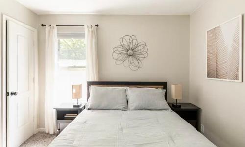 Whitesboro House | Find Peace at Charming Comfortable Downtown Home