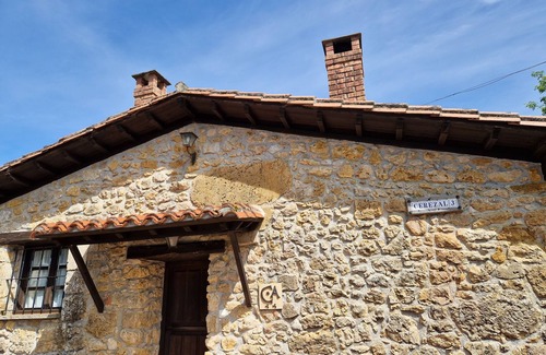 Vallobal House | Find Peace in Asturias at Tierra Guna