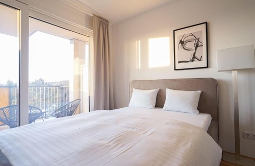 Favoriten Apartment | Fine Studio with Terrace - 15 Min to Center