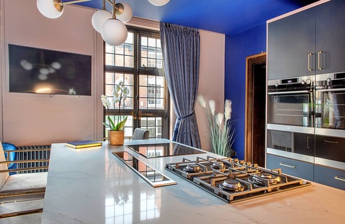 Nottingham City Centre House | Finest Retreats | Castle House Nottingham
