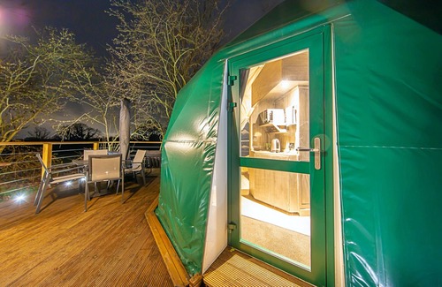 Chiddingstone Hoath Ski Chalet | Finest Retreats | Hever Luxury Dome