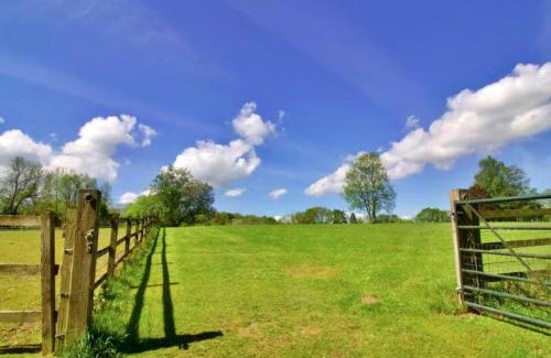 Romsey House | Finest Retreats - Hilltop Stable