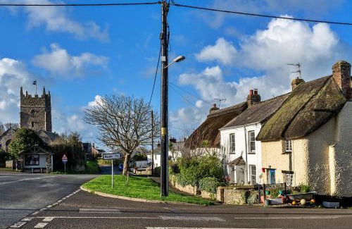 Marhamchurch House | Finest Retreats - Teylu - Family home for 6 Adults and 3 children