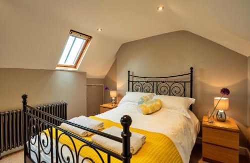Buxton Apartment | Finest Retreats - The Old Post Office Apartment 3