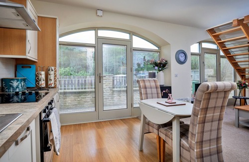 Thornton Dale Apartment | Finest Retreats | Victory Mill - Apartment Five