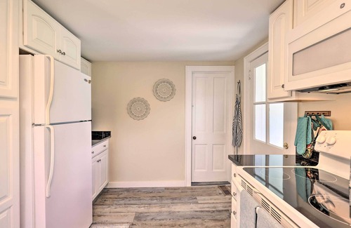 Hector House | Finger Lakes Farm Retreat: Walk to Wineries!
