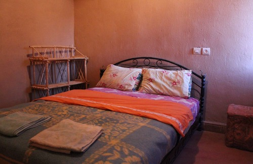 Fint Bed & Breakfast | Fint Oasis Bed and Breakfast