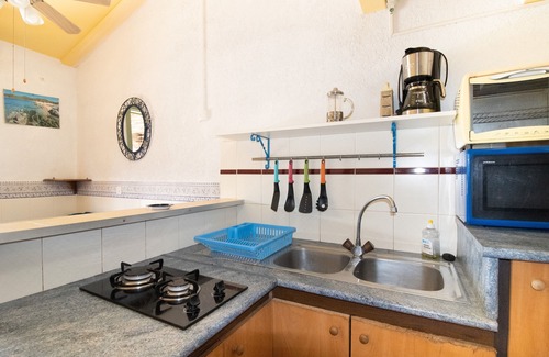 Residences du Golfe de Lava Apartment | Fior du Mare 80m from the beach – View of the sea and mountains, private terrace, A/C and Wi-Fi