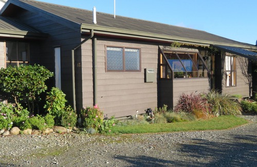 Te Anau House | Fiordland exquisite Jewel