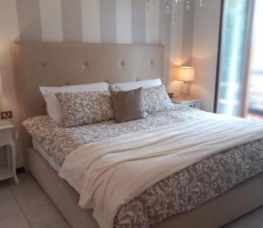Luisago Apartment | Fiorenza House