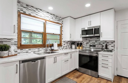 Wichita House | Fire Pit, Fully Stocked, Family-Friendly Oasis in East Wichita