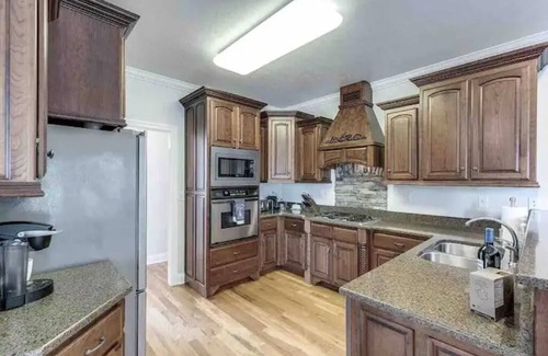 Estill Springs House | Fire Pit, Hot Tub, Dock, & Game Room @ Tim's Ford