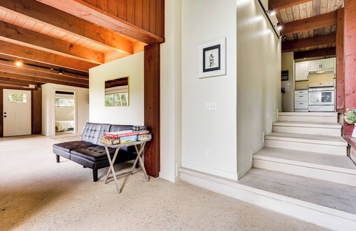 Vandercook Lake House | Fire Pits & Grill: Lakefront Jackson Home