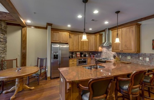 Lake Lure Condo | Firefly Retreat #202: Gated Community in Lake Lure | Views Of Lake; pool, boats & more!