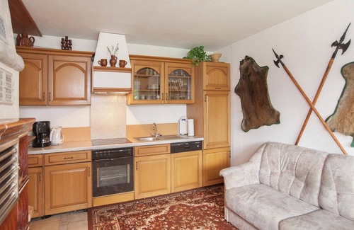 Steinbach-Hallenberg House | Fireplace Stay with Views