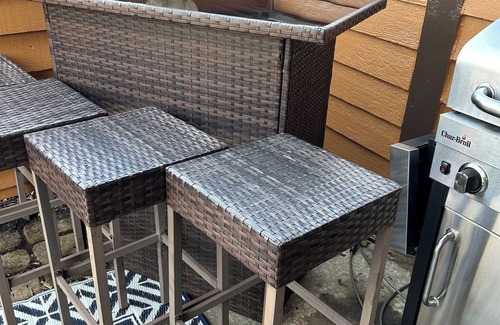 Seven Springs Condo | Fireplace, Swimming Pool, AC, Outdoor Grill and Bar, Pickle ball! Free night!