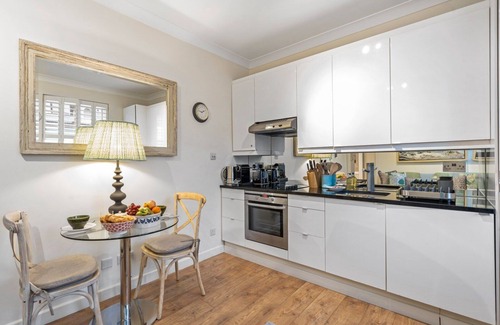 Notting Hill Apartment | First class apartment for 2 near Portobello Rd