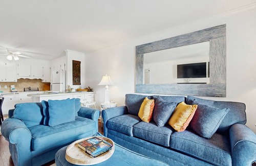 Cherry Grove Beach Condo | First floor oceanfront condo with balcony, pool & beach access