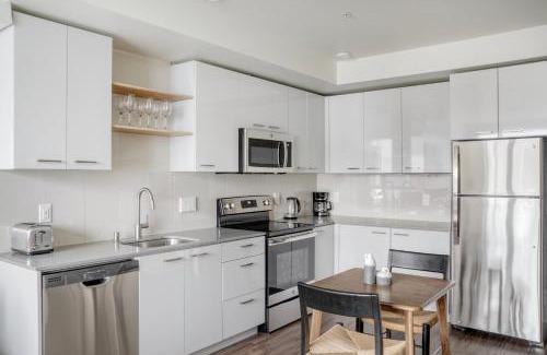 Yesler Terrace Apartment | First Hill studio w gym bbq nr park SEA-637