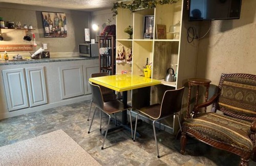 Whitesboro Cabin | Fisherman's Cabin 1 - Walkable to the Red River!