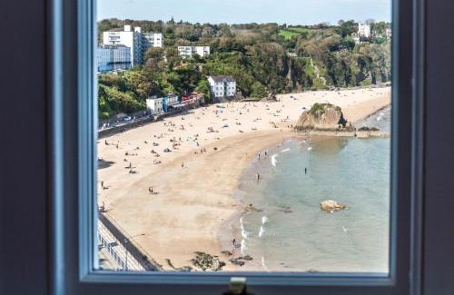 Tenby Apartment | Fisherman's Catch - Two Bedroom Luxury Apartment - Tenby