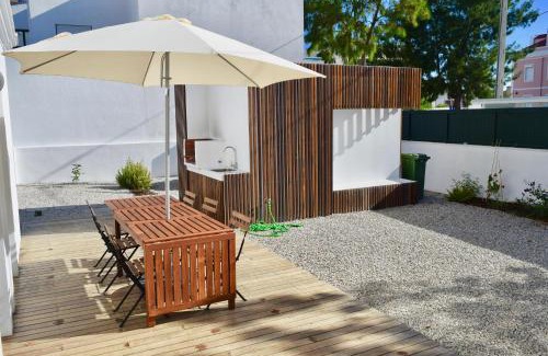 Trafaria House | Fisherman's House - a boat ride from Lisbon