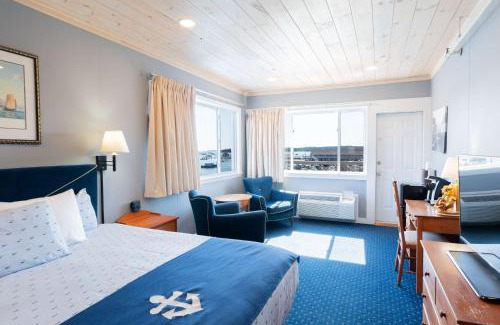 Boothbay Harbor Hotel | Fisherman's Wharf Inn