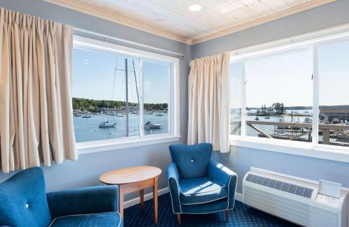 Boothbay Harbor Hotel | Fisherman's Wharf Inn