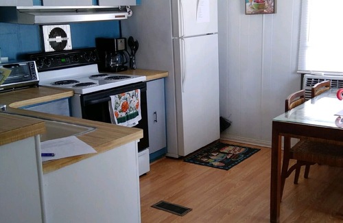 Kuttawa House | Fisherman, vacationers, quilters and weekenders