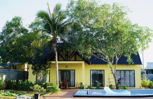Ham Tan Villa | Fisherman Village Boutique Villas - Beachfront