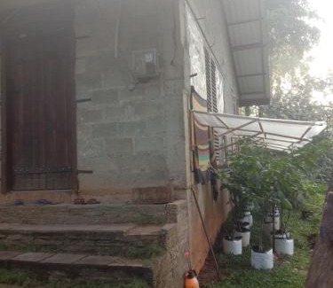 Ginigathena Cabin | Fishing Hut