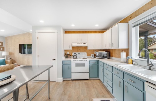 Nehalem Cottage | Fishing Season is here! Dog & Wheelchair Friendly