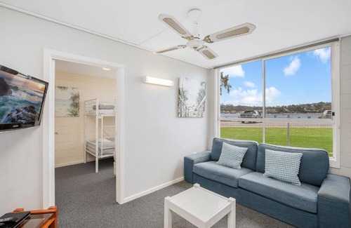 Merimbula House | Fishpen Holiday Apartments