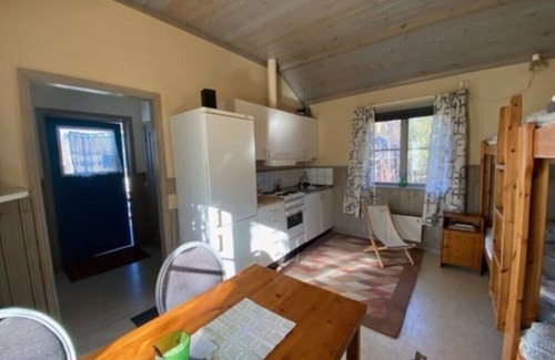 Ramsjo House | Fiska och bo på Ramsjö camping i stor timmerstuga