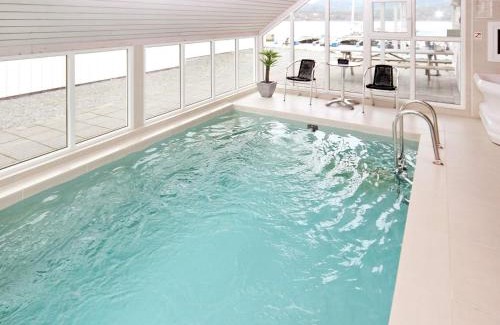 Jelsa House | Five-Bedroom Holiday home in Jelsa 2