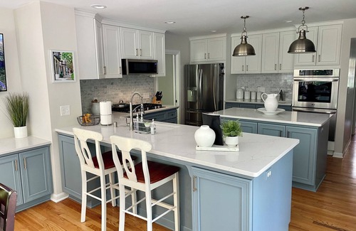 Glendale House | "Five Bedroom Luxury by the River "