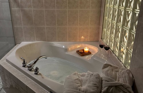 Regional District of Nanaimo Bed & Breakfast | Five Gables - Your Peaceful Retreat in Qualicum Beach.