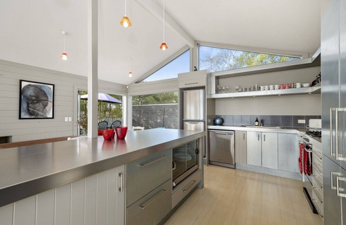 Waitahanui House | Five Mile Bliss - Lake Taupo Holiday Home