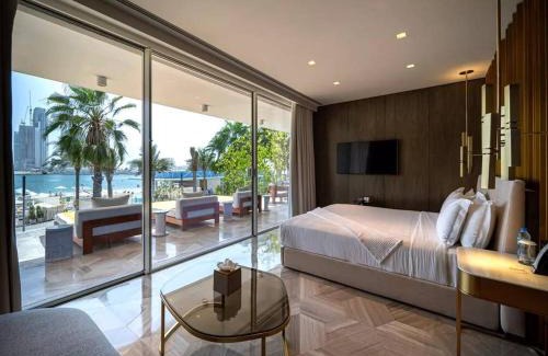 Palm Jumeirah Villa | Five Palm Luxury Beach Villa with Private Pool, Panoramic Views, and Jacuzzi by Exclusive Holiday Homes