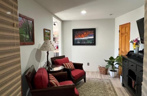 Buena Vista House | Five Peaks