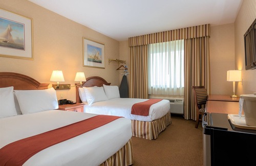Lawrence Hotel | Five Towns Inn - JFK Airport