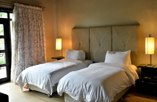 Kinigi Hotel | Five Volcanoes Boutique Hotel
