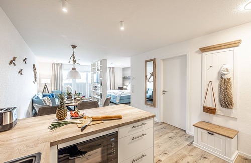 Schleswig Apartment | Fjord berth 4 - shower, balcony, garden furniture, underfloor heating, parking lot