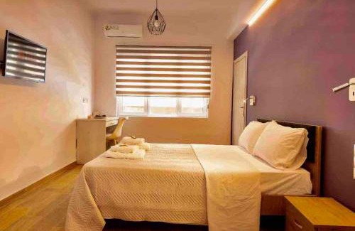 Piraeus Apartment | FKVILLAS-K-1